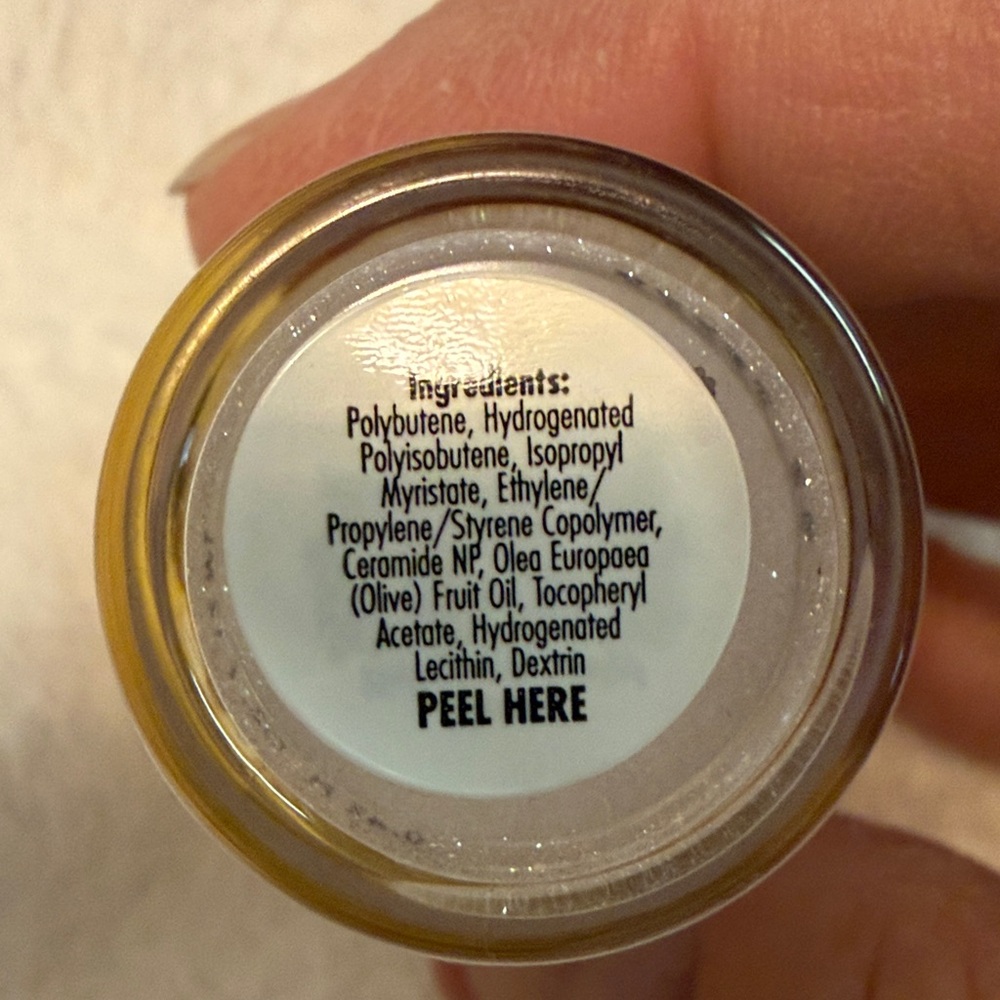 TRULY Vanilla Baby Lip Oil with Gold Cap - Picture 3 of 4